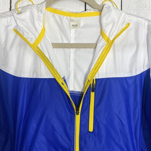 Xersion Jacket - Picture 6 of 9